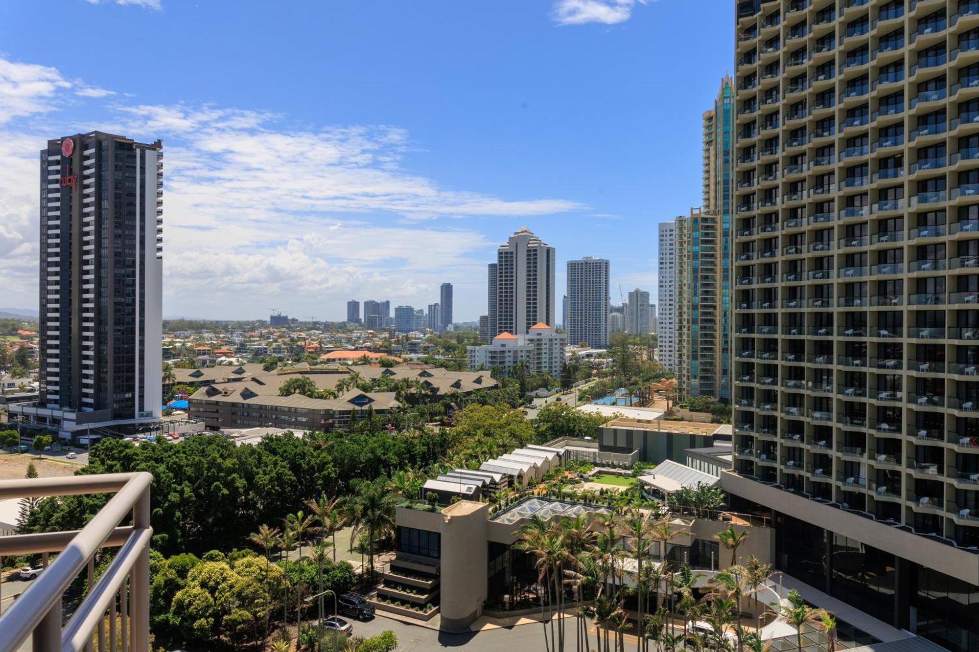 Holiday Holiday Crown Towers ゴールドコースト エクステリア 写真